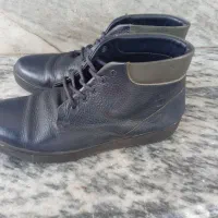 نیم بوت چرم سایز ۳۸|کیف، کفش، کمربند|خرم‌آباد, |دیوار