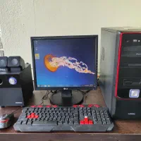 کامپیوتر ۴هسته رم ۸ ddr3 هارد ۵۰۰ و گرافیک ۱