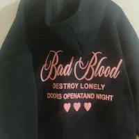 سویشرت|لباس|اصفهان, عطار نیشابوری|دیوار