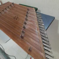 سنتور همراه با میز پایه استیل و mdf