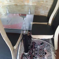 میز غذا خوری چهار نفره باچهار صندلی فلزی محکم فوری|میز و صندلی غذاخوری|اردبیل, |دیوار