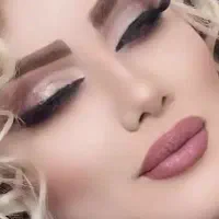 شاگرد برلی سالن زیبایی زنانه