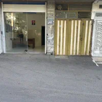 مسکونی و تجاری وسط شهر