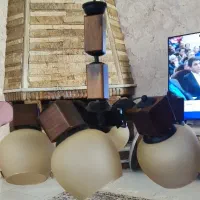 لوستر ۶ شاخه ای چوبی فلزی|لوستر و چراغ آویز|کرج, باغستان|دیوار