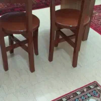 صندلی ناهار خوری و وسایل خانه
