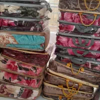 پتو و روبالشت|رختخواب، بالش، پتو|فولادشهر, مسکن مهر فولادشهر|دیوار