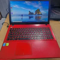 Laptop Asus X560L i5-4210u ram8 vga 2 hard 128+500