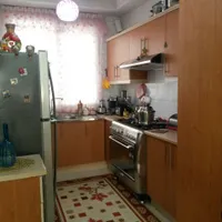 تک واحدی از هر دو طرف غرق نور نقاشی شده|اجارهٔ آپارتمان|تهران, مخصوص|دیوار