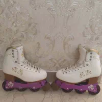 کفش اسکیت نمایشی