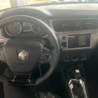 تارا وی 4 ال ایکس، سفید مشکی تیتانیوم ۱۴۰۴|خودرو سواری و وانت|شیراز, شهرک گلستان|دیوار