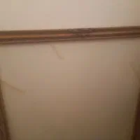 قاب طلایی با شیشه
