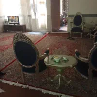 یک واحد زیرزمین شیک وتمیز