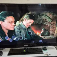 تلویزیون و میز و سینما خانگی|تلویزیون و پروژکتور|تهران, اوقاف|دیوار