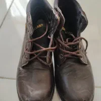 کفش وشلوار کوهنوردی