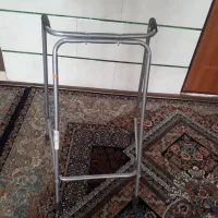 والکر (عصا)|پزشکی|زنجان, |دیوار