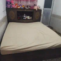 فروش تخت دونفره با تشک وپاتختی ویک میز تلویزیون