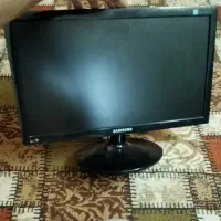 کامپیوتر کامل با مانیتور صفحه تخت 22 اینچ سامسونگ|رایانه رومیزی|آمل, |دیوار