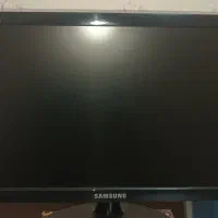 کامپیوتر رایانه (مانیتور اسپیکر کیبورد)