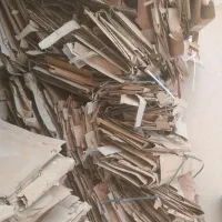 خریدار ضایعات کارتن  آهن درهم بار