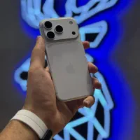 اپل iPhone 17 Pro با حافظهٔ ۲۵۶ گیگابایت