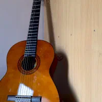 گیتار یاماها C40