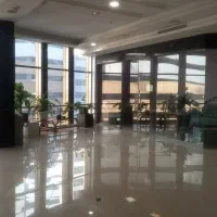 استخدام . نیروی خدمات