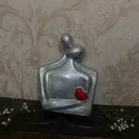 مجسمه بغل تزئینی