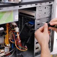 تعمیرات و سرویس کامپیوتر