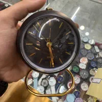 ساعت رومیزی مخروطی استیل زنگ دار طرح کلاسیک