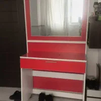 تخت اپیلاسیون و میز آرایش و آینه  و پارتیشن|آرایشگاه و سالن‌های زیبایی|رباط‌کریم, رباط‌کریم|دیوار