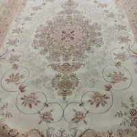 فرش ۱۲ متری ۷۰۰ شانه