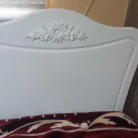 تخت خواب یک نفره وکیوم در حد نو با تشک