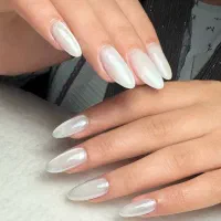 خدمات تخصصی تتو بدن کاشت ناخن و کاشت مژه