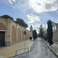 ماشین سواری دربستی.(کوییک)