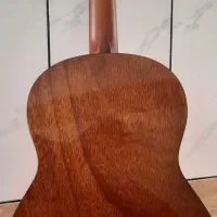 گیتار یاماها c70|گیتار، بیس، امپلیفایر|نیریز, |دیوار