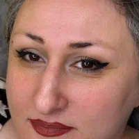 فیبروز ابرو با دستگاه