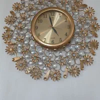 ساعت دیواری