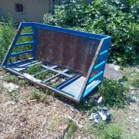 سبد و جفت چرخ اهنی یک سال بیشتر کار نکرده