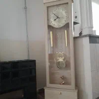 ساعت ایستاده .اینه سالم
