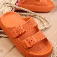 فروش دمپایی در آف سال نو