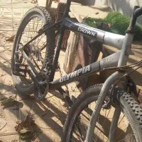 دوچرخه عالی لاستیک‌ها نو مرتب