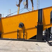 نقاش ماهر یا نیمه ماهر