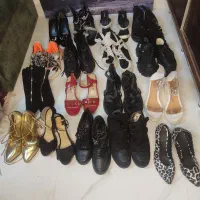 تعداد زیاد کفش کتونی .با.صندل.کیف بزرگ کیف کوچیک