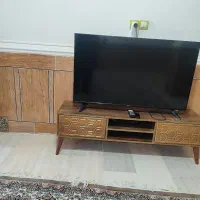 اینه کنسول و میز تلویزیون در حد نو