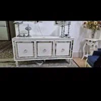 میز و کنسول و آیینه|بوفه، ویترین، کنسول|قم, باغ کرباسی|دیوار