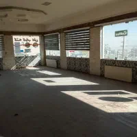 مغازه ۱۰۰ متری