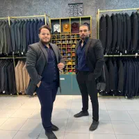 نیم پالتو|لباس|اصفهان, همدانیان|دیوار