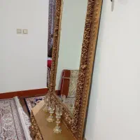 آینه و کنسول و ساعت