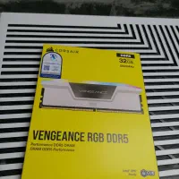 رم کورسیر 32 گیگ 5600 سفید