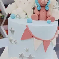 کیک فوندانت تاپر تنها